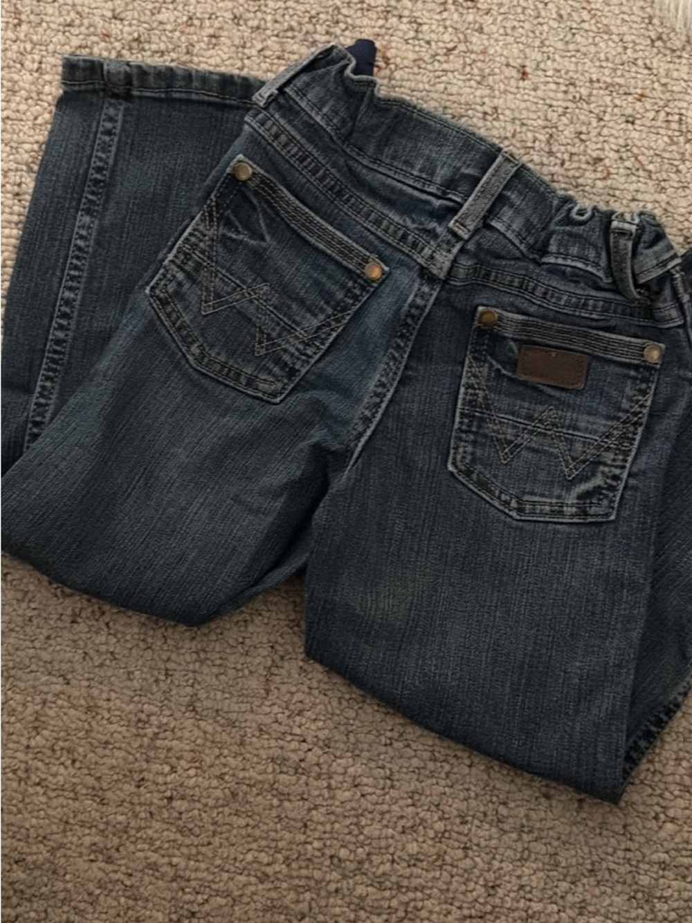 Wrangler Relaxed Fit Dark Blue Jeans